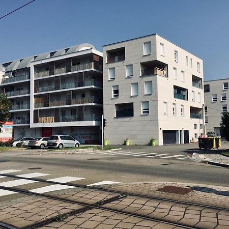 Le T2 Appartement Moderne Avec Terrasse Et Parking สตราสบูร์ก ภายนอก รูปภาพ
