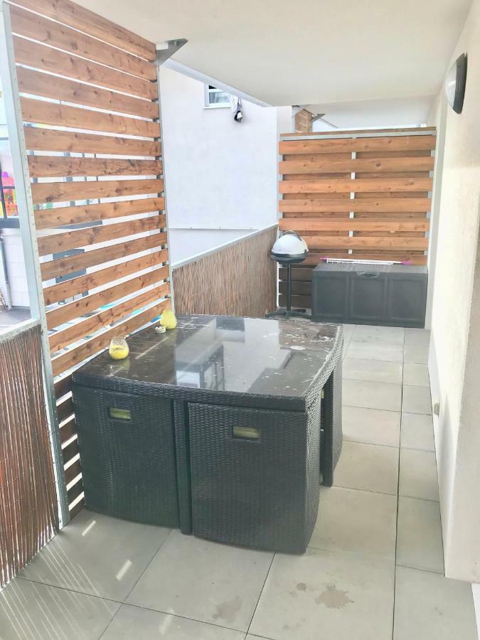 Le T2 Appartement Moderne Avec Terrasse Et Parking สตราสบูร์ก ภายนอก รูปภาพ